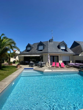 Maison avec piscine chauffée privative